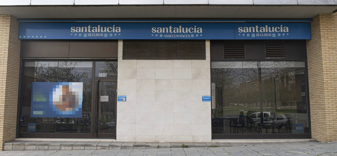 Ahmed el khabbaz kasri - Solutions d'Assurance Barcelone — Façade